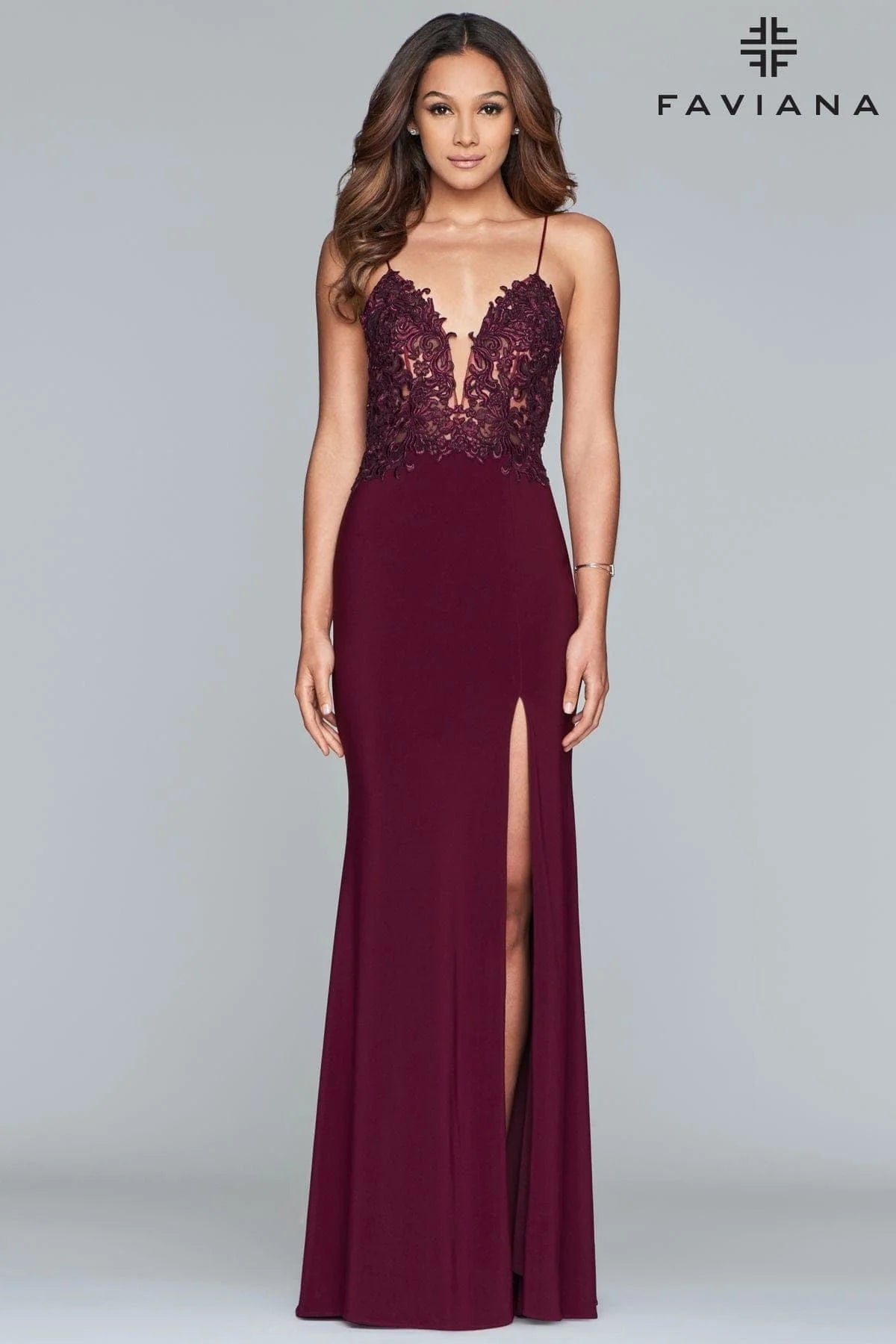 V Neck Dress With Lace Applique Bodice