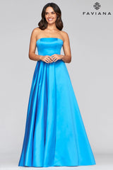 Ball Gown Dress With Straight Neckline And Lace Up Back