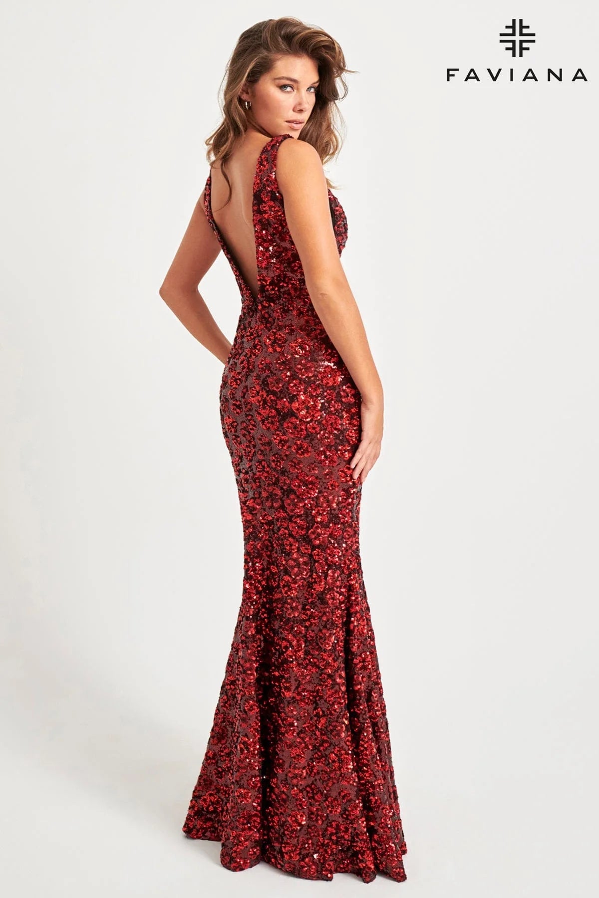 Deep V-Neck Sequin Evening Dress With Floral Pattern | 11038