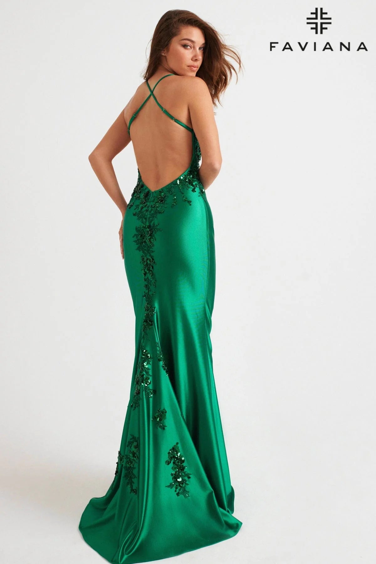 Low-Back Satin Dress With Beading Along The Back Skirt And Bustier | 11247