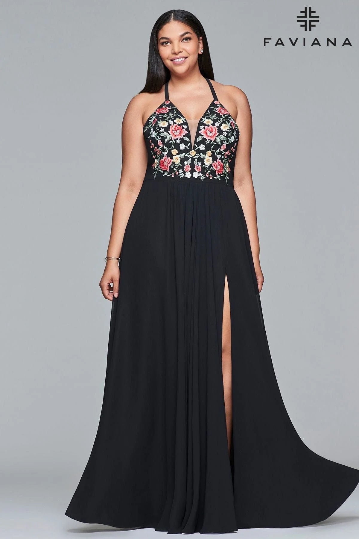 Plus Size Long Chiffon V Neck Dress With Floral Applique Embroidery