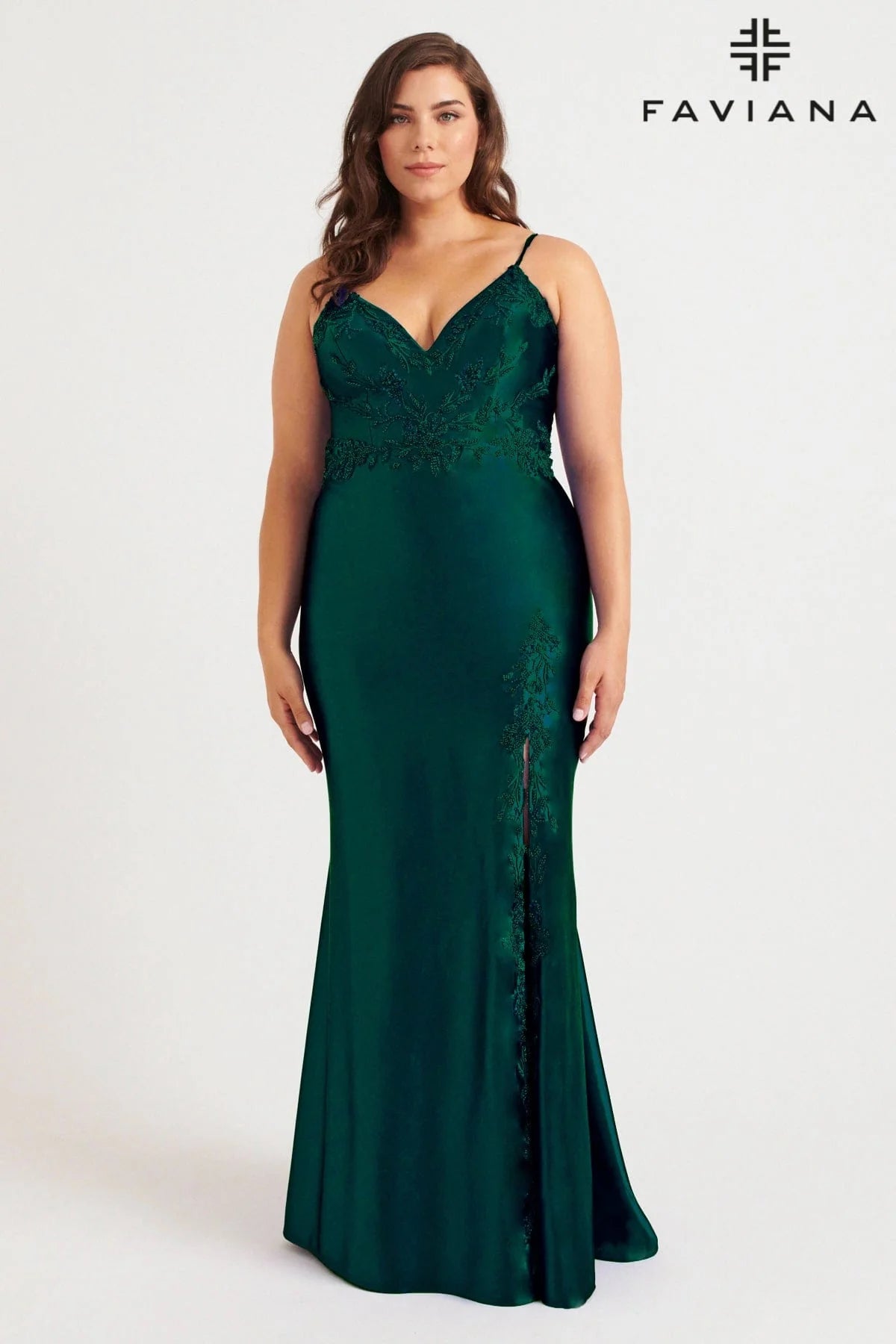 Plus Size Sleek Satin V-Neck Dress For Prom With Beading | 9562