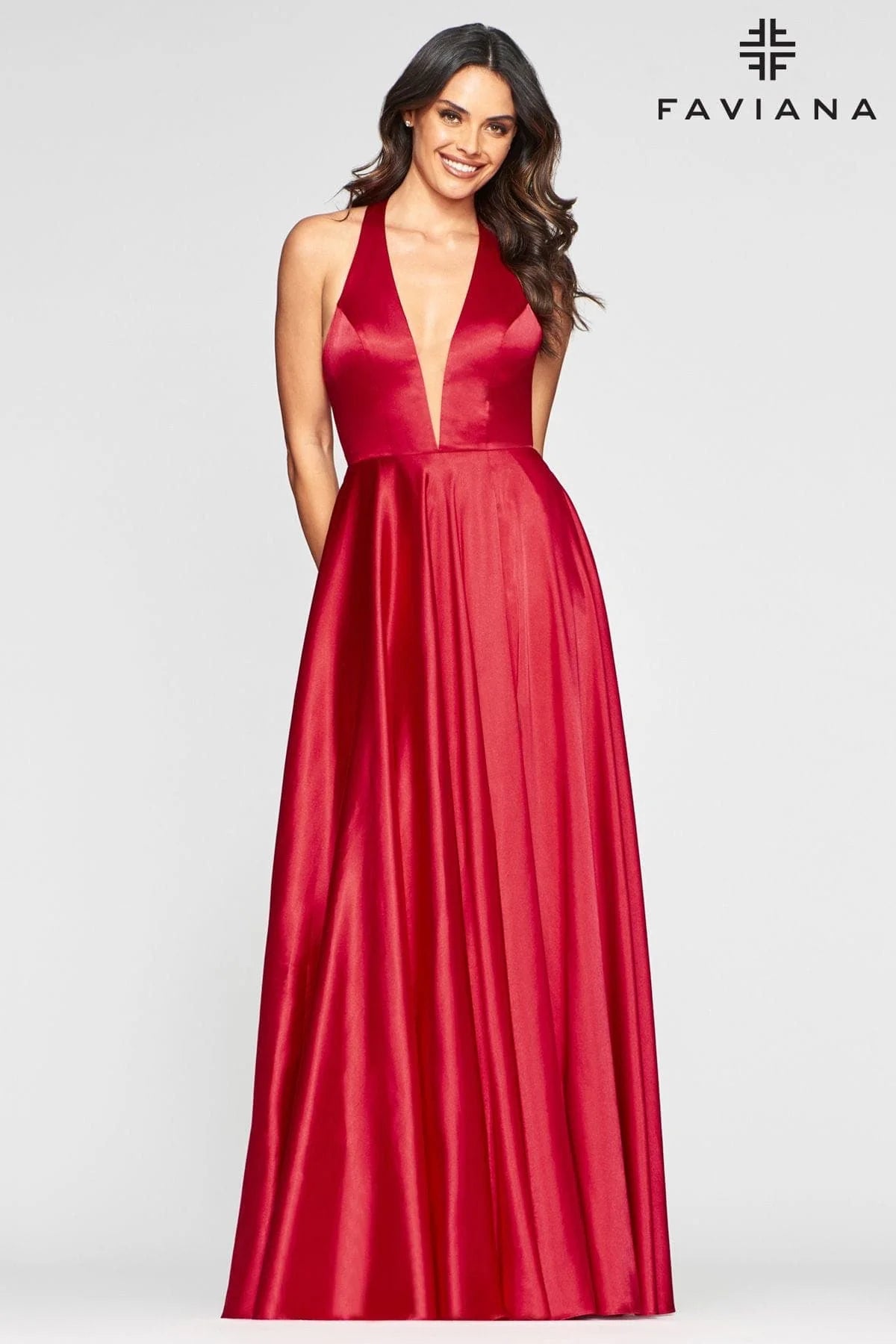 Flowy Deep V Neck Dress With Halter Neck And Pockets