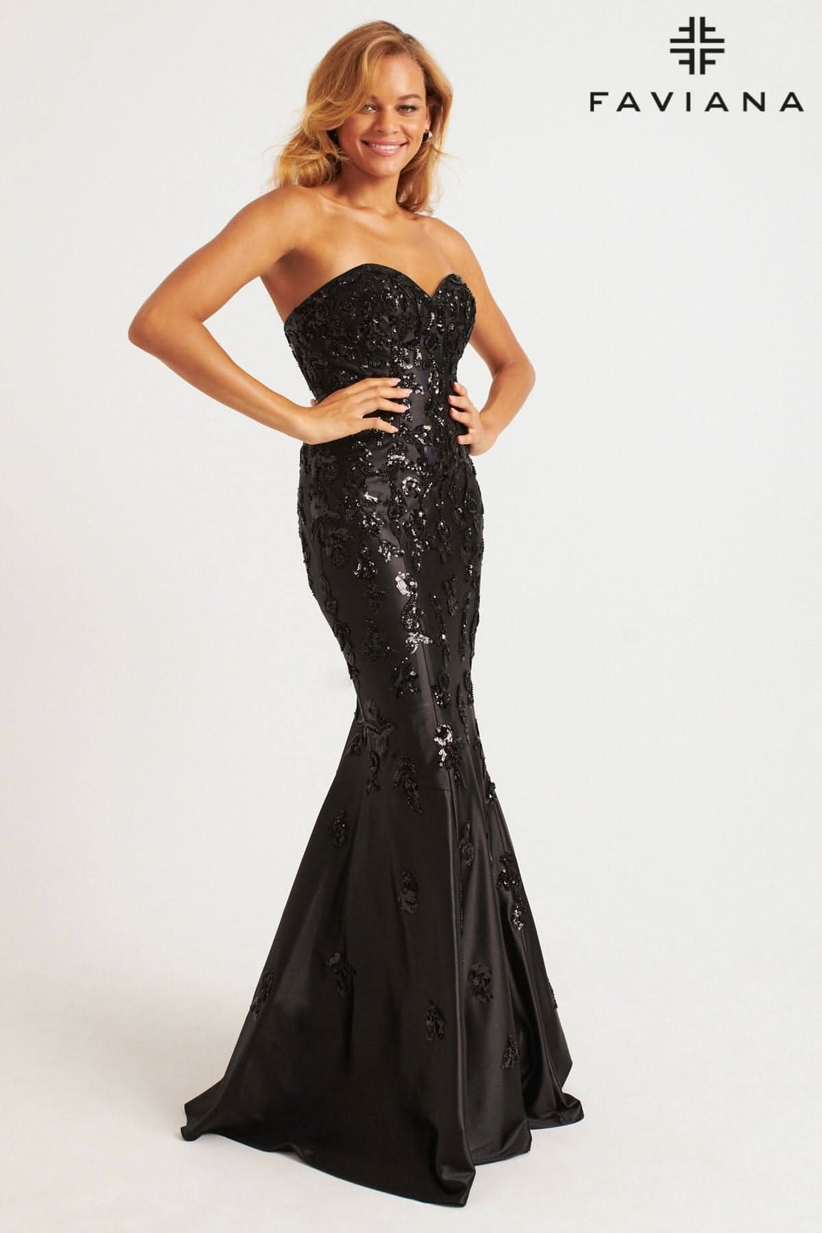 Black Strapless Mermaid Satin Dress With Sequin Appliqué | 11271