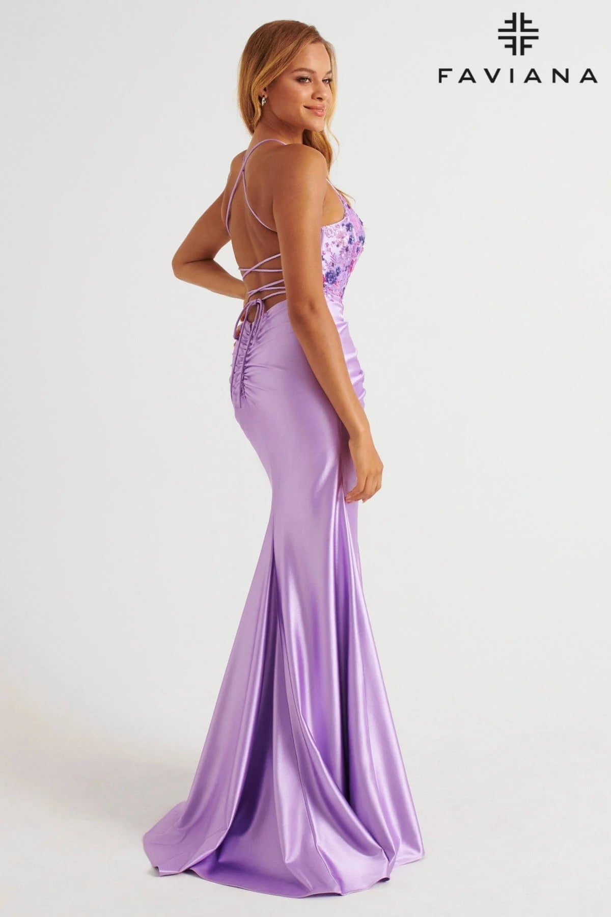 Lilac Scoop Neck Bodycon Satin Dress With Floral Beaded Appliqué Corset | 11252