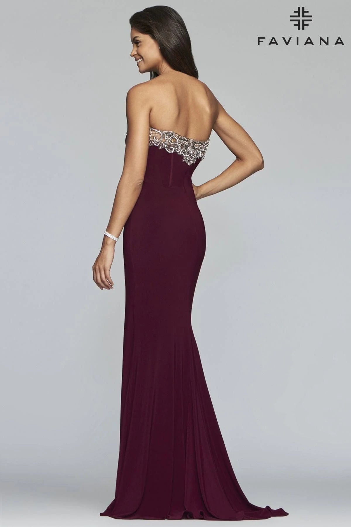 Long Jersey Dress Strapless With Neckline Embroidery