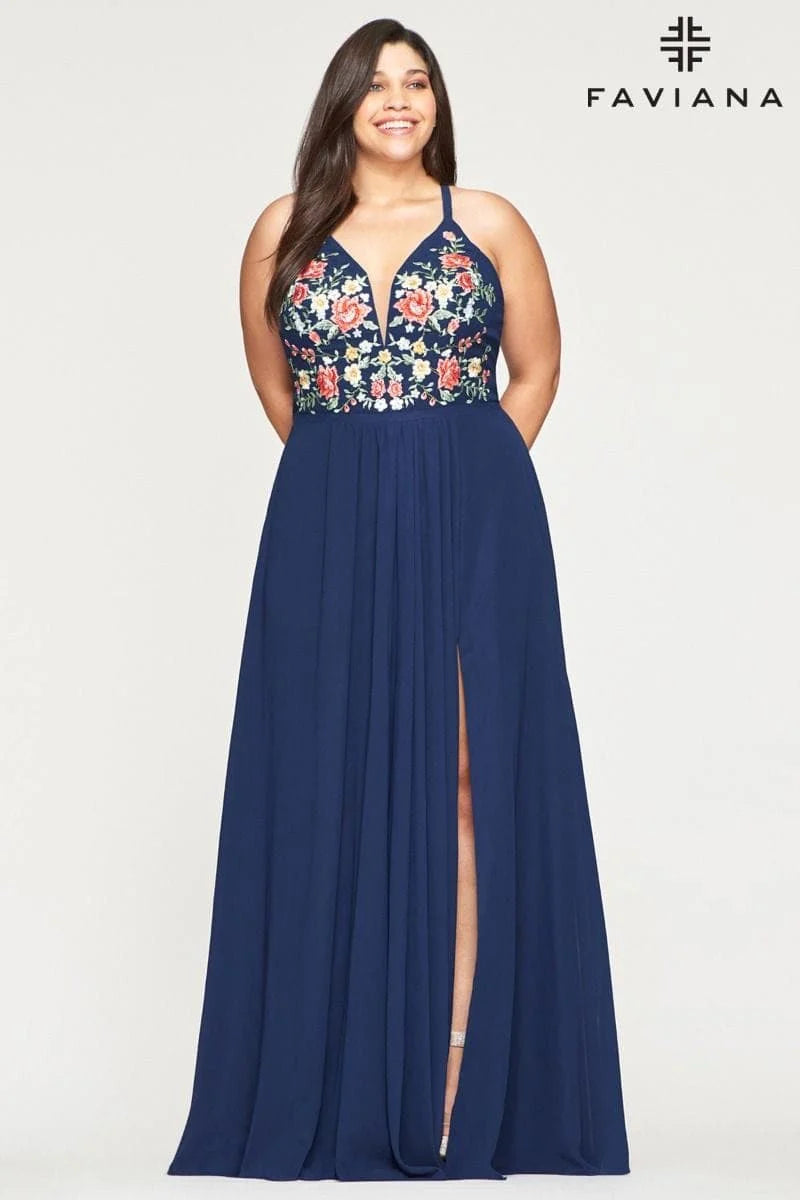 Plus Size Long Chiffon V Neck Dress With Floral Applique Embroidery