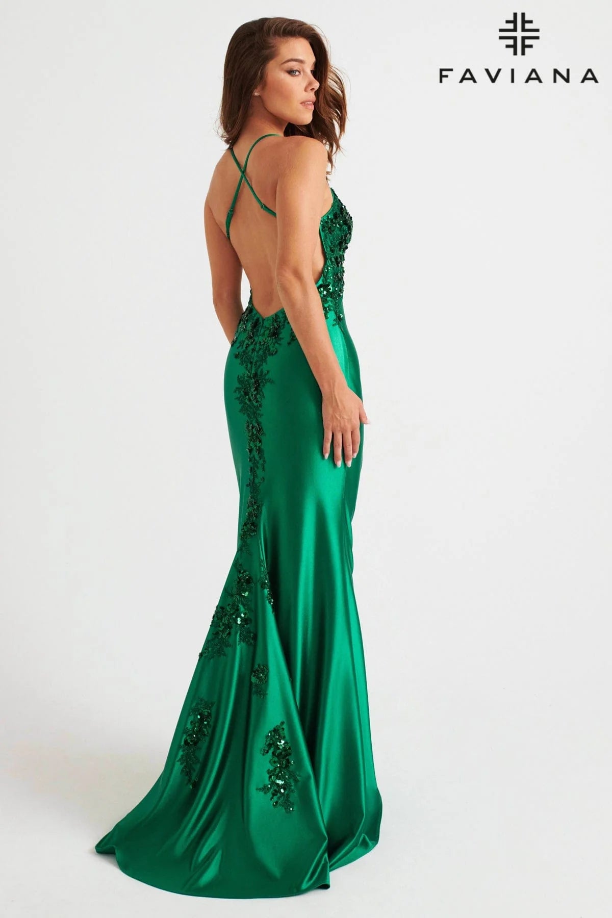 Low-Back Satin Dress With Beading Along The Back Skirt And Bustier | 11247