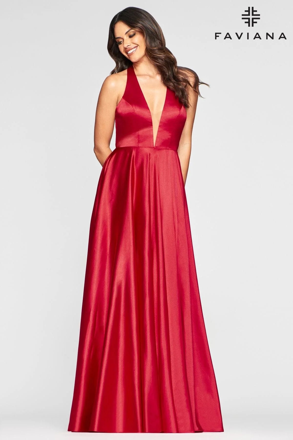 Flowy Deep V Neck Dress With Halter Neck And Pockets