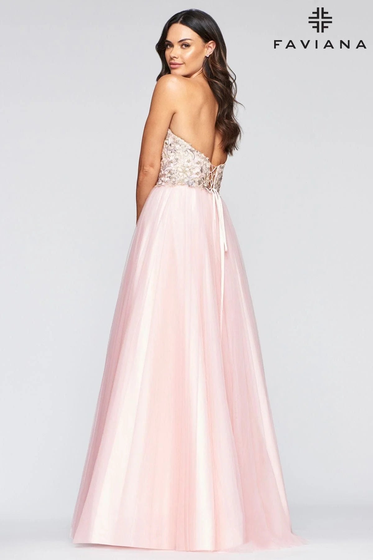 Long Tulle Strapless Prom Dress Ball Gown With Sweetheart Neckline