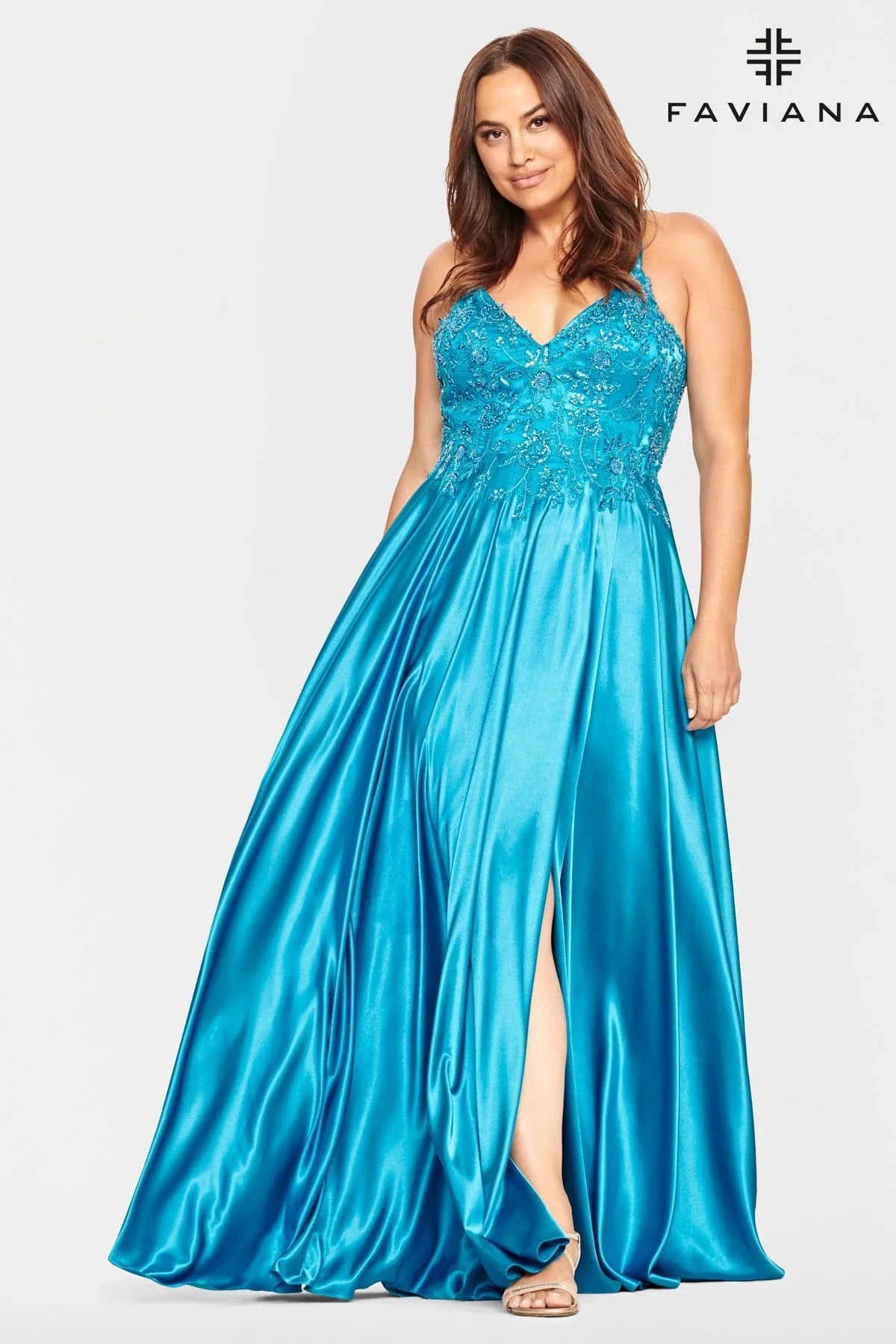 Plus Size V Neck Prom Dress With Flowy Skirt And Beaded Bodice | 9533