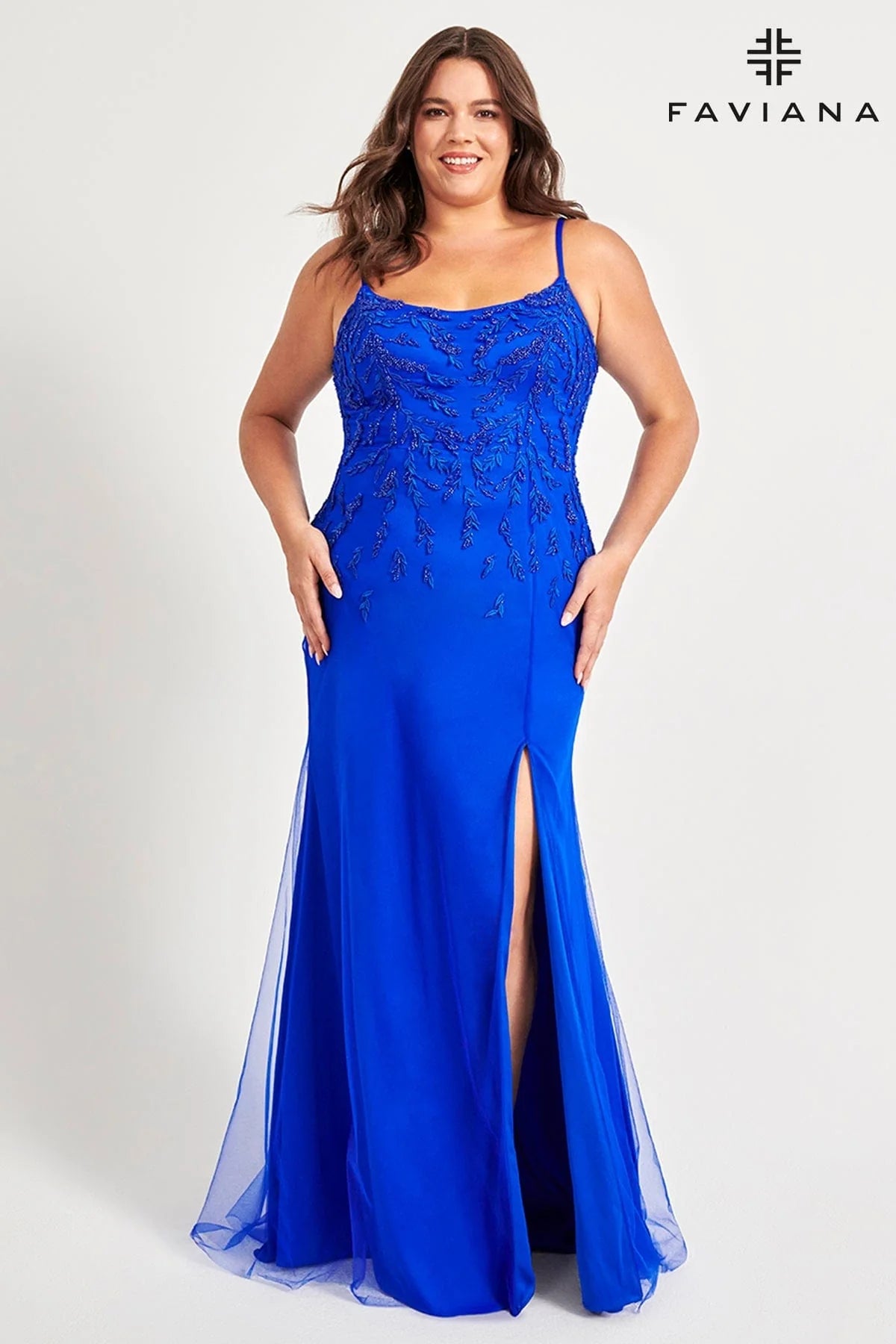 Beaded Lace And Tulle Plus Size Long Dress With Scoop Neck | 9559