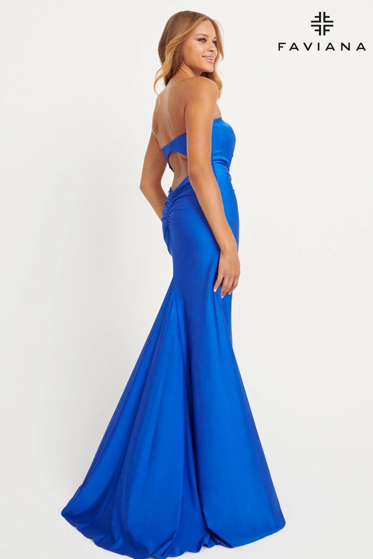 Strapless Tight Long Dress With Gathering At The Sides | E11015