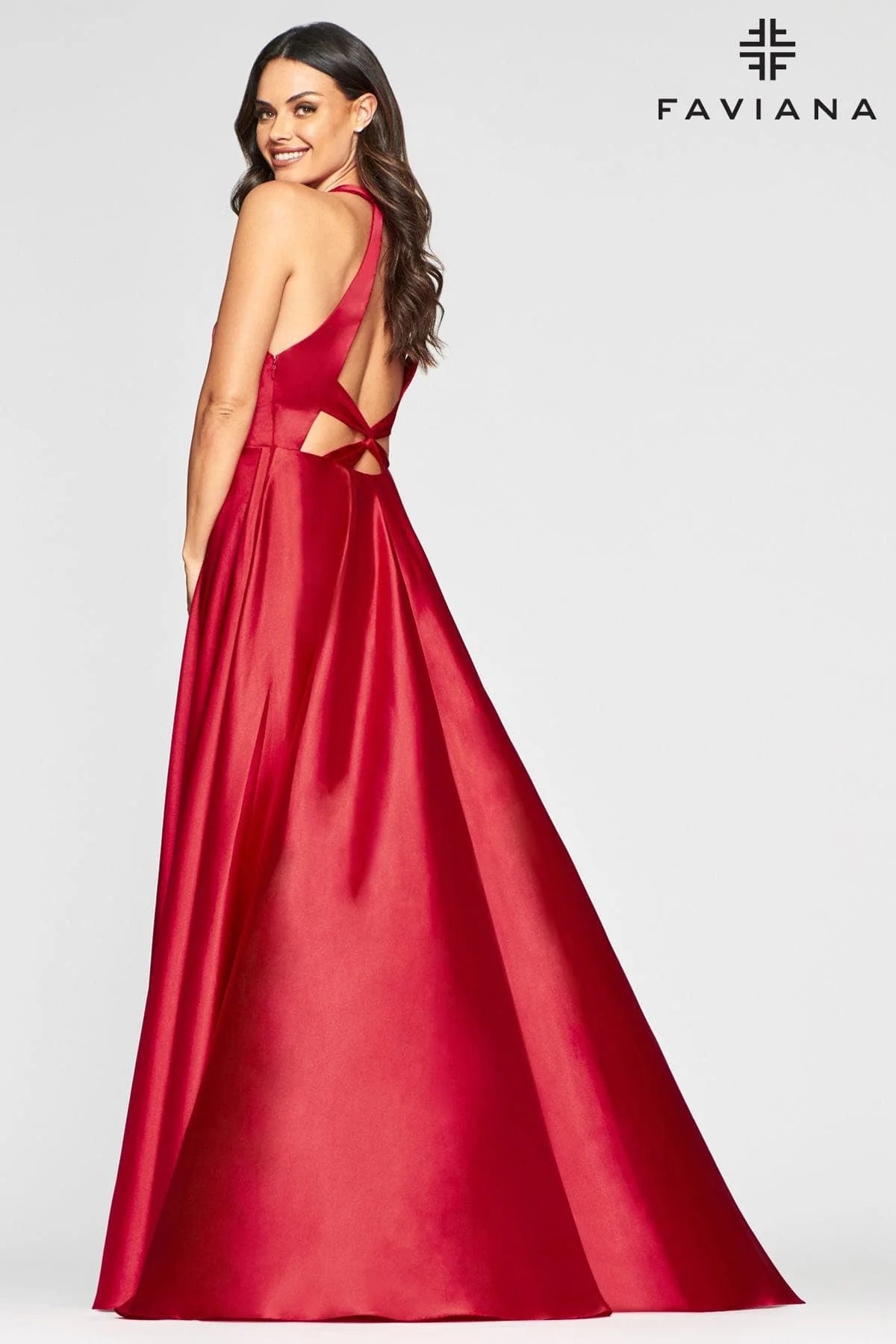 Flowy Deep V Neck Dress With Halter Neck And Pockets