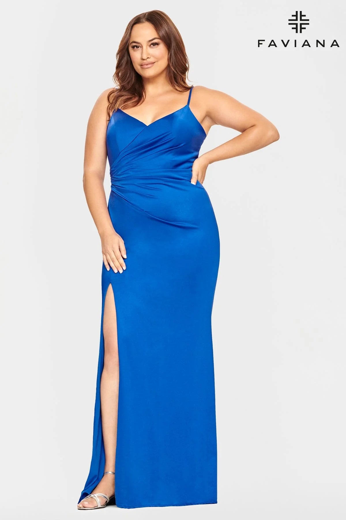 Plus Size Long Dress With V Neck And Shirring Detail Waist