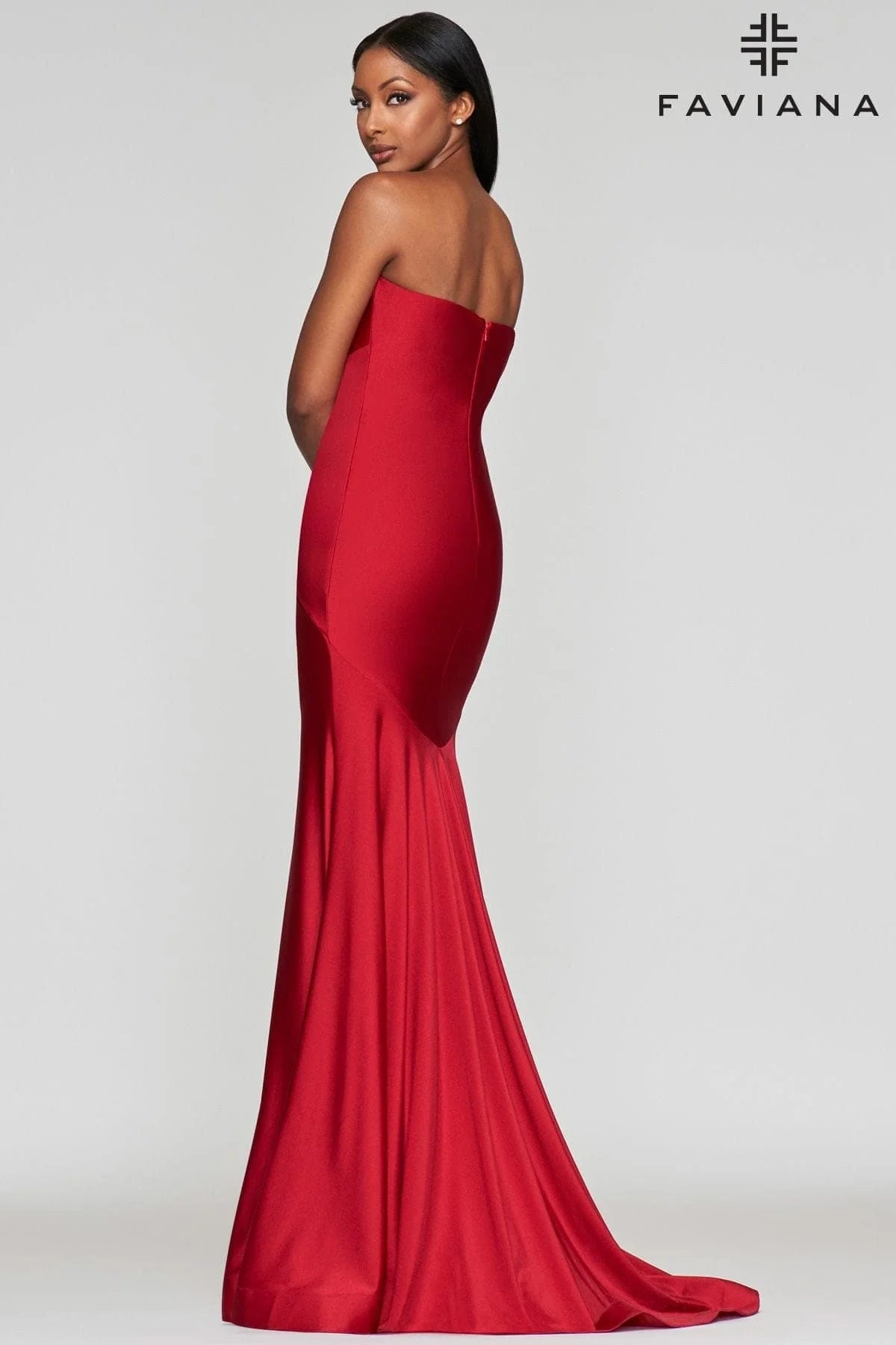 Strapless Tight Evening Gown With Twist Detail At Waist